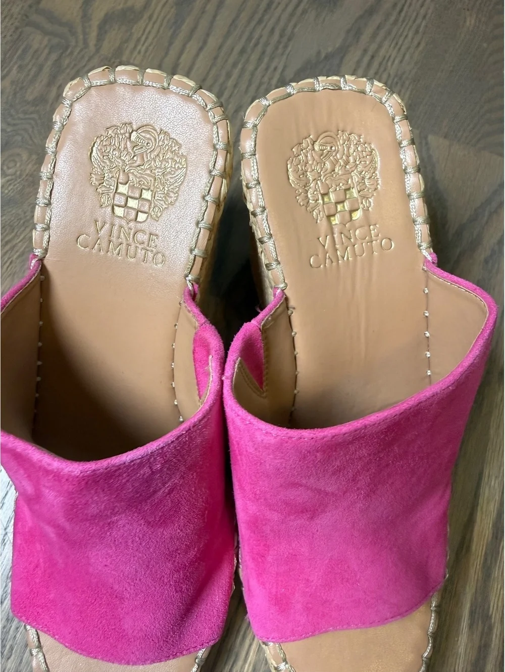 Vince Camuto Pink Suede Wedge Sandals Size 7M